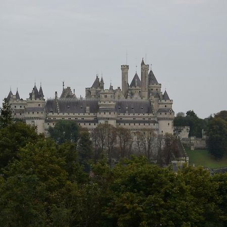 Holiday Home Castle View Pierrefonds Kültér fotó