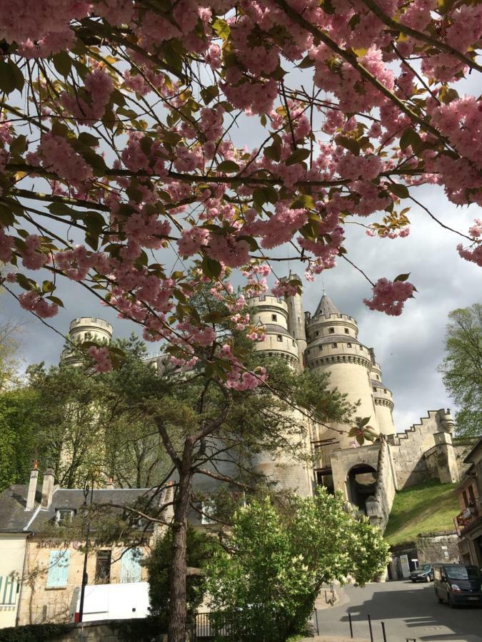 Holiday Home Castle View Pierrefonds Kültér fotó